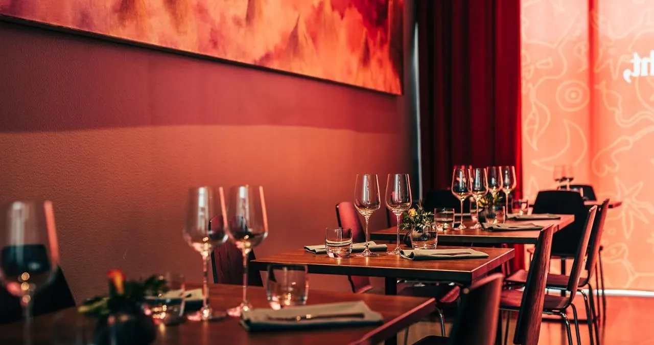 Hotel Ax Helsinki 4*,